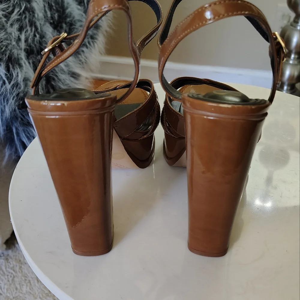 🆕⭐ Jessica Simpson Caramel Brown Platform Sandals